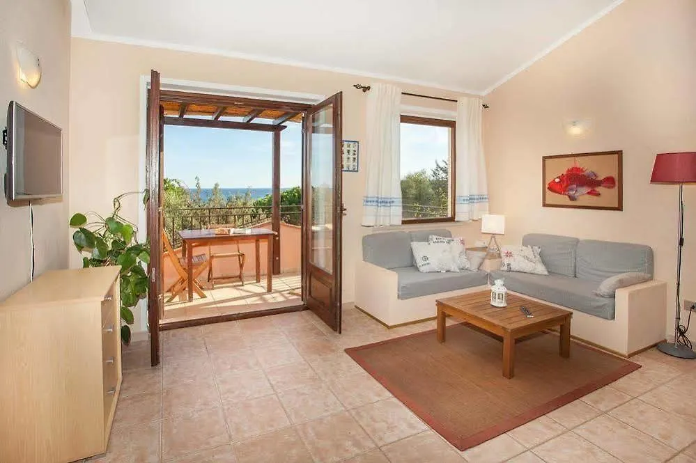 Affittasardegna - Urao Apartments أروسييْ